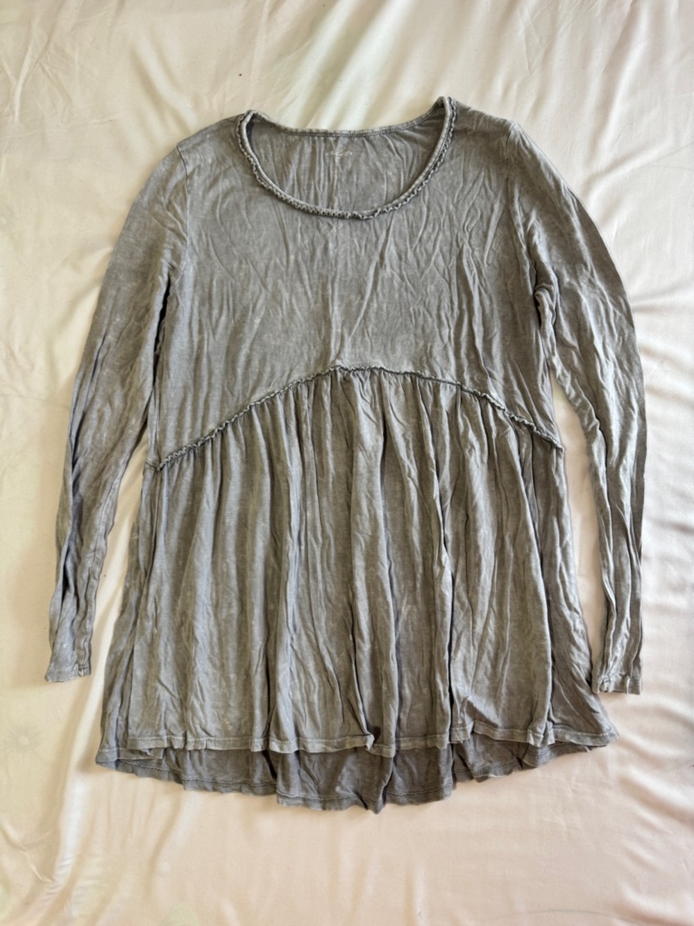 Alya Long Sleeve Scoop Neck Peplum Top - Gray